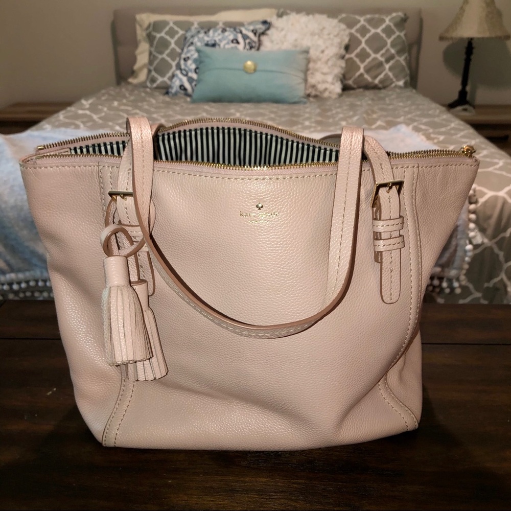 Kate Spade Light Pink Leather Tote 💗👜